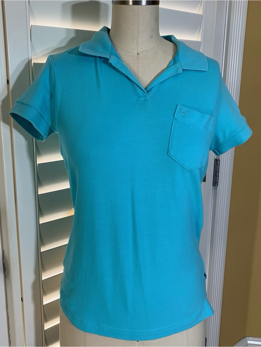 Callaway Golf Women’s Turquoise Short-Sleeve Polo Top with Chest Pocket